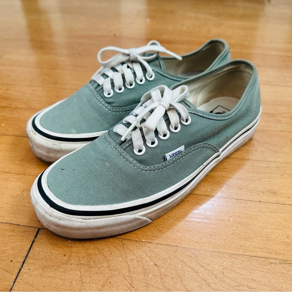 Vans Unisex Classics Style 44 - Ultra Cush